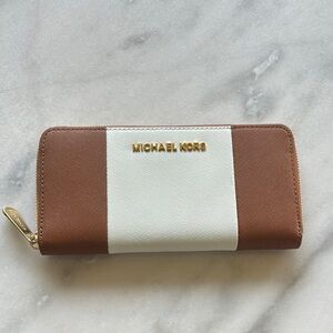 Michael Kors Tan and Cream Zip Wallet